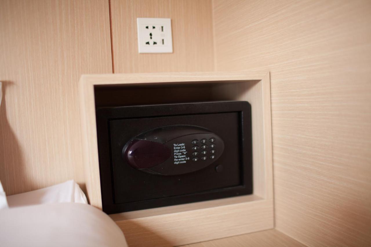 คิวบิก เบด ประตูน้ำ Hostel กรุงเทพมหานคร ภายนอก รูปภาพ
