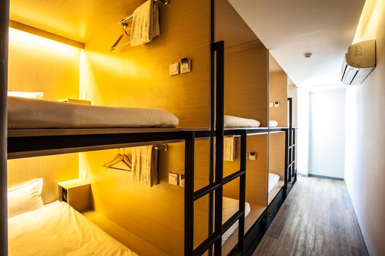 คิวบิก เบด ประตูน้ำ Hostel กรุงเทพมหานคร ภายนอก รูปภาพ